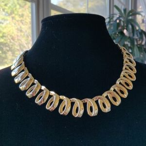 VTG Bold ribbon loop necklace (#67)